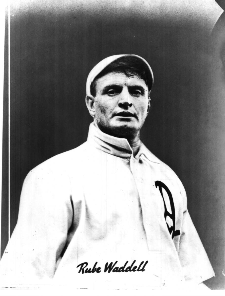 THE BASEBALL HALL OF FAMER WHO ONCE PITCHED FOR BURLINGTON Burlington(01)